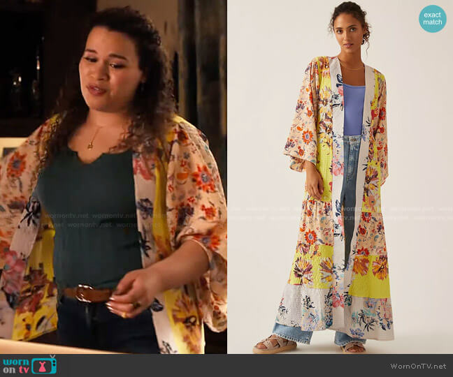 Anthropologie Tiered Floral Kimono worn by Josefina Reyes (Mareya Salazar) on Charmed
