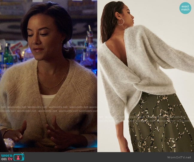 ba&sh Fill Sweater worn by Maria DeLuca (Heather Hemmens) on Roswell New Mexico