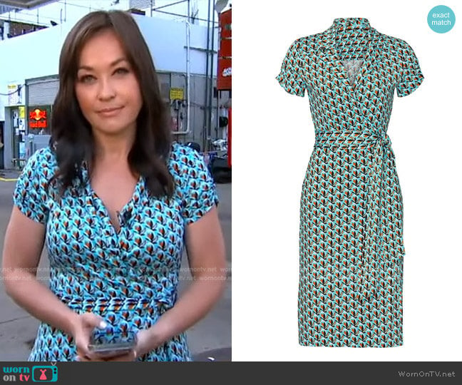 WornOnTV: Eva’s blue printed wrap dress on Good Morning America | Eva ...