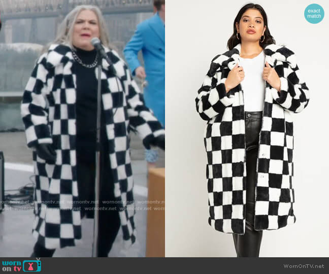 Eloquii Checkerboard Coat worn by Gloria McManus (Paula Pell) on Girls5eva