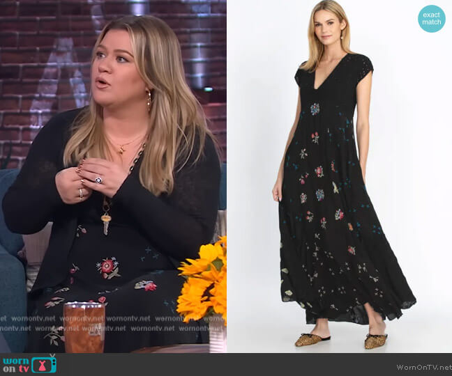 Clarabelle Dress by Johnny Was worn by Kelly Clarkson  on The Kelly Clarkson Show