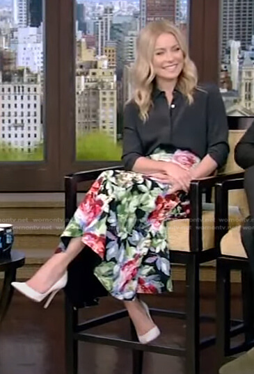 Kelly’s black blouse and floral midi skirt on Live with Kelly and Ryan