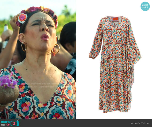 La DoubleJ Opera Dress in Matisse worn by Molly Novak (Maya Rudolph) on Loot