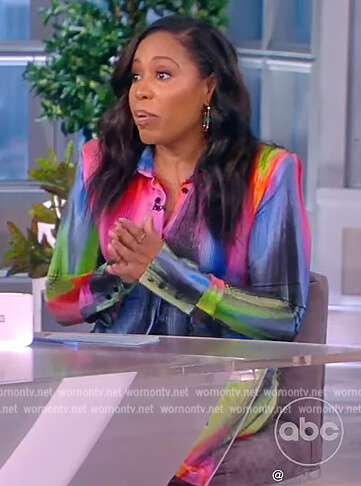 Lindsey Granger’s tie dye shirtdress on The View