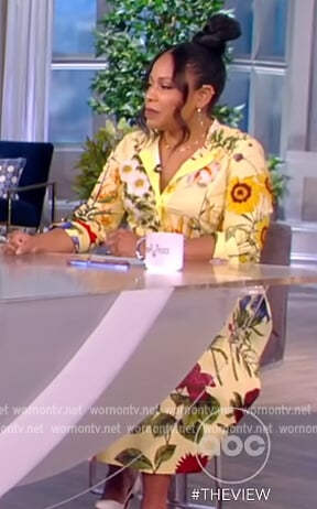Lindsey Granger’s yellow floral shirtdress on The View