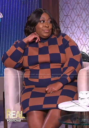 Loni’s blue and brown checkerboard sweater and skirt on The Real