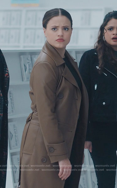Maggie’s brown leather trench coat on Charmed