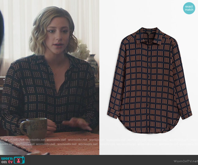 Flowing Printed Shirt by Massimo Dutti worn by Betty Cooper (Lili Reinhart) on Riverdale