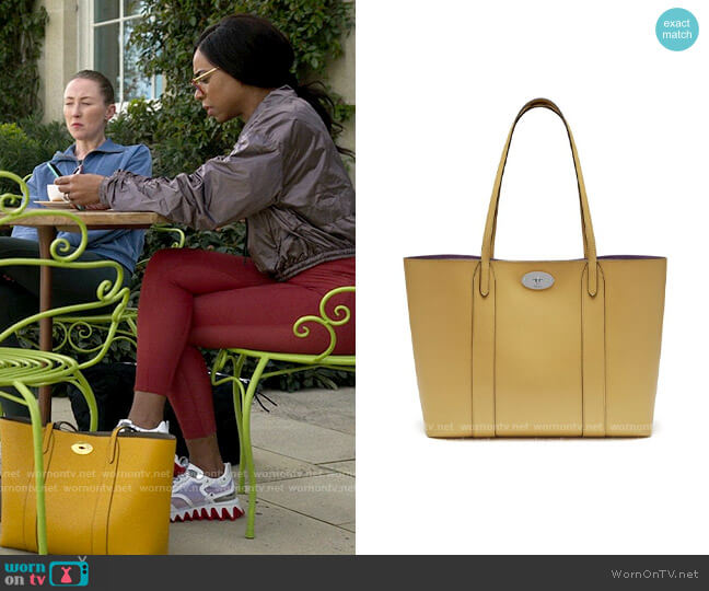 Mulberry Bayswater Tote worn by Livia Fulton (Pippa Bennett-Warner) on Chloe