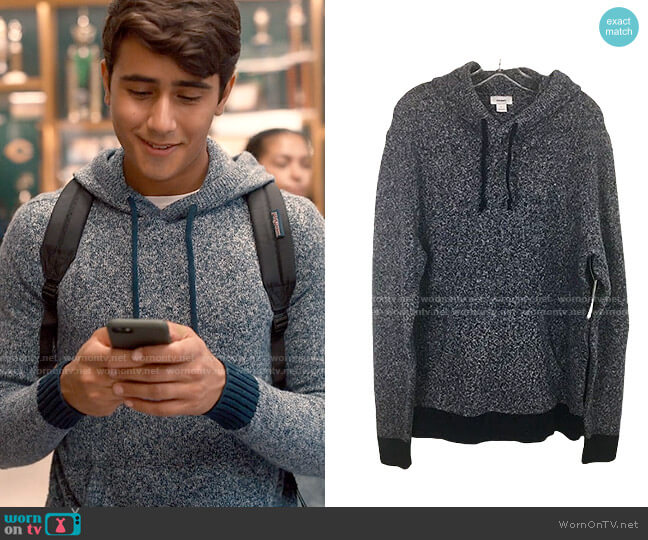 Old Navy Marled Knit Hoodie worn by Victor Salazar (Michael Cimino) on Love Victor