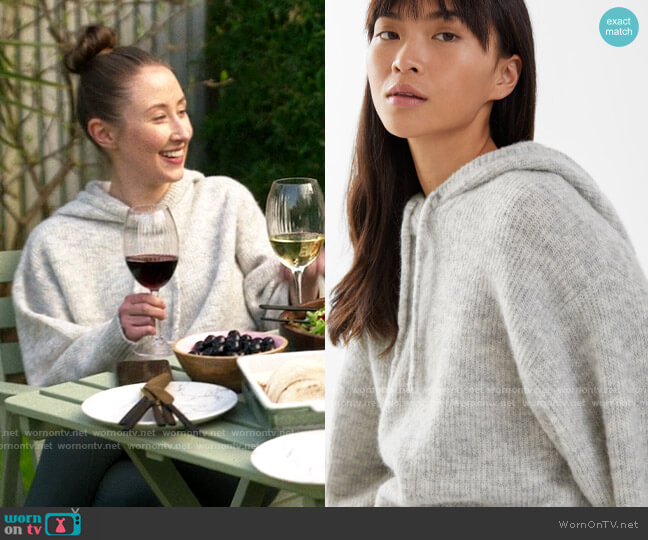 & Other Stories Ribbed Wool Blend Hooded Sweater worn by Becky Green (Erin Doherty) on Chloe