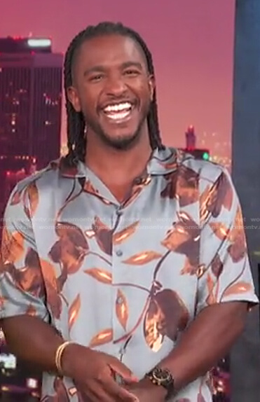 Scott’s grey floral print short sleeve shirt on Access Hollywood