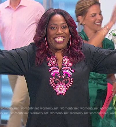 Sheryl’s black embroidered tunic on The Talk