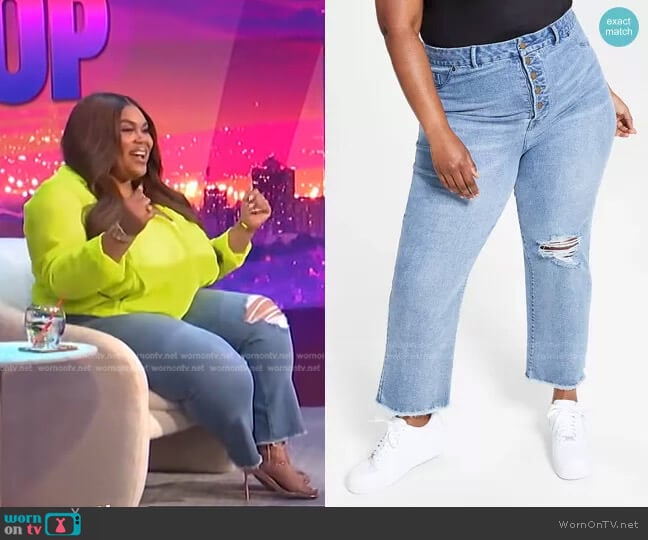 Button-Fly Distressed Boyfriend Jeans by Nina Parker worn by Nina Parker on E! News