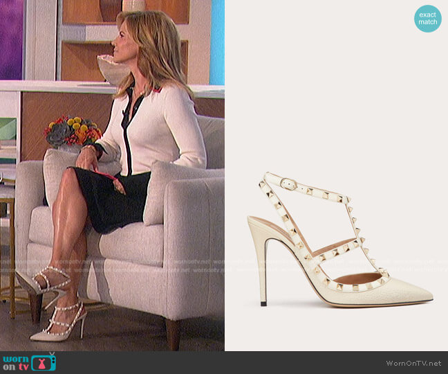Rockstud Leather Pumps Valentino worn by Natalie Morales on The Talk
