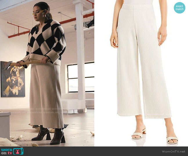 Cropped Ribbed Trousers by Vince worn by Mabel Mora (Selena Gomez) on Only Murders in the Building