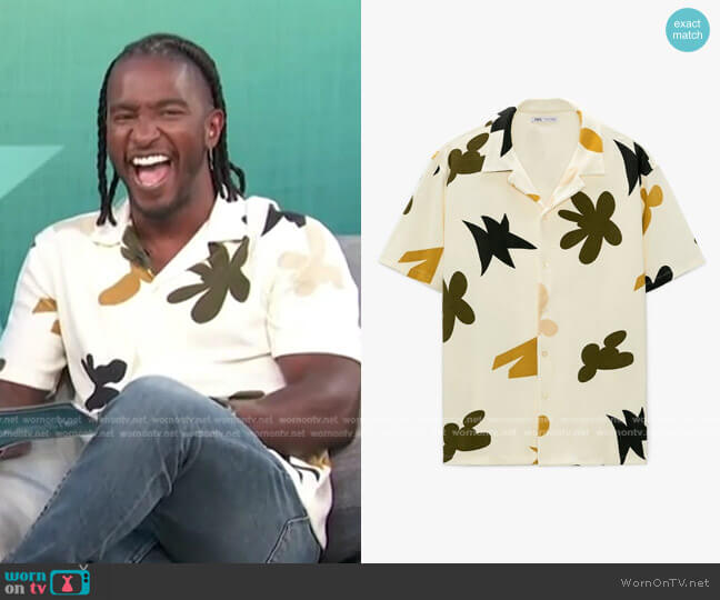 Printed Terrycloth Shirt by Zara worn by Scott Evans  on Access Hollywood