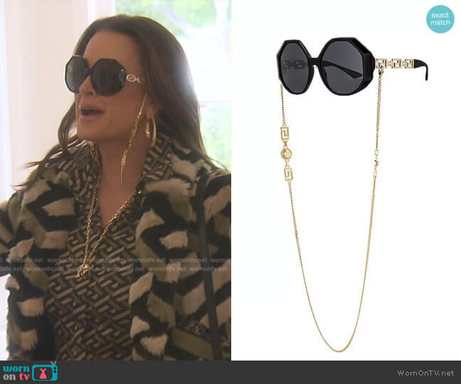 Greca Chain Sunglasses by Versace worn by Kyle Richards on The Real Housewives of Beverly Hills