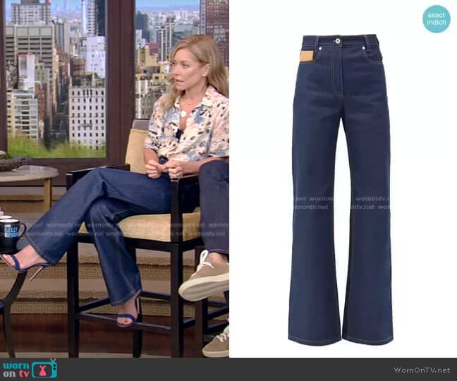 WornOnTV: Kelly’s bird print shirt and jeans on Live with Kelly and ...