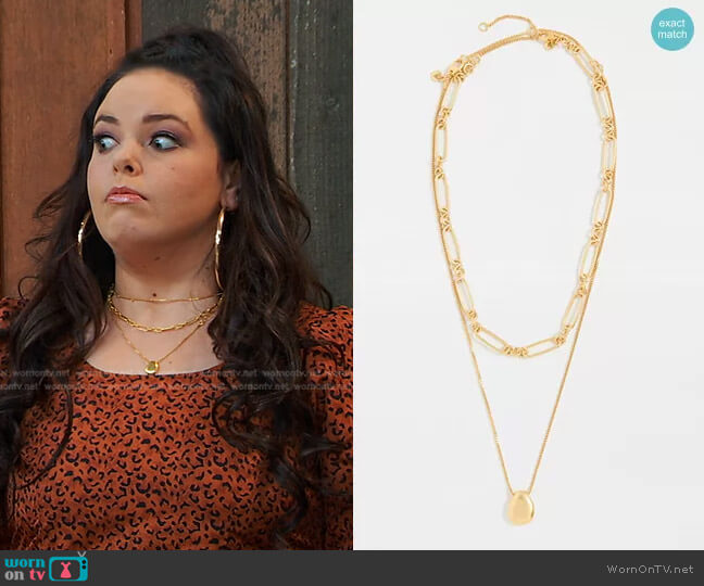 Madewell Muse Pendant Necklace Set worn by Lou Hockhauser (Miranda May) on Bunkd