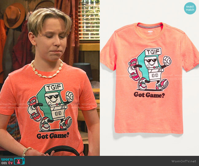 Boys Crew-Neck Graphic T-Shirt by Old Navy worn by Jake (Luke Busey) on Bunkd