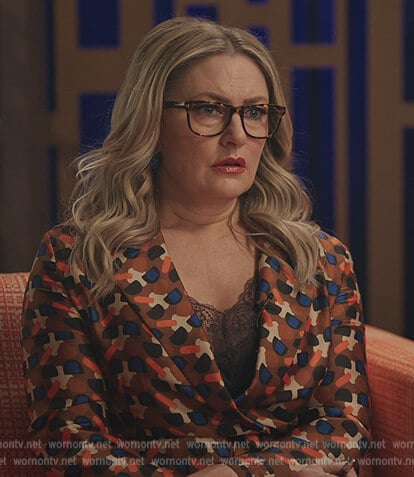 Alice's brown abstract printed blazer on Riverdale