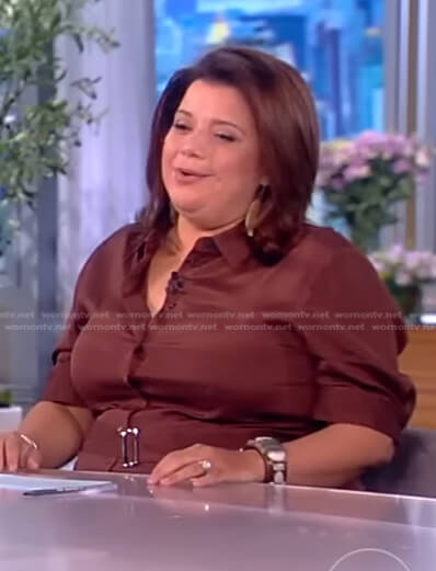 Ana’s brown belted shirtdress on The View