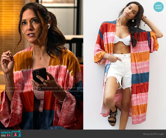 Anthropologie Watercolor Striped Kimono worn by Amy (Angelique Cabral) on Maggie