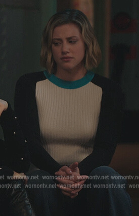 Betty’s whtie ribbed colorblock sweater on Riverdale