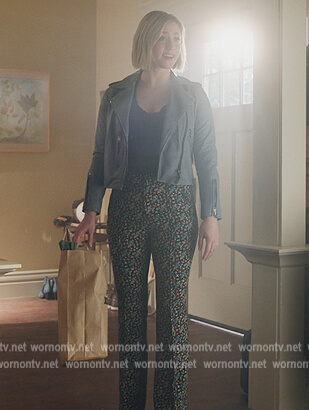 Betty’s black floral pants on Riverdale