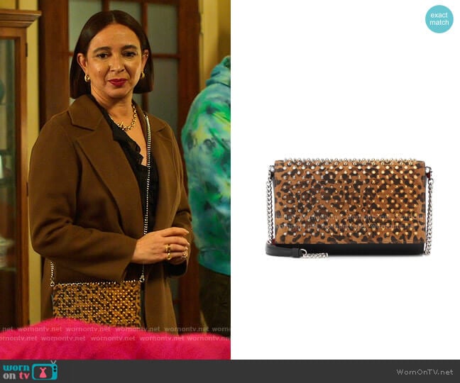 Christian Louboutin Paloma Embellished Bag worn by Molly Novak (Maya Rudolph) on Loot