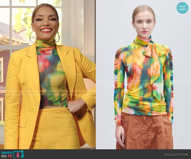 Long Sleeve T-Shirt by Dries Van Noten worn by Dominique Deveraux (Michael Michele) on Dynasty