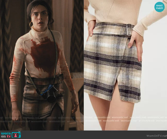 Free People Menswear Ari Wrap Skirt worn by Alice (Cara Delevingne) on Only Murders in the Building