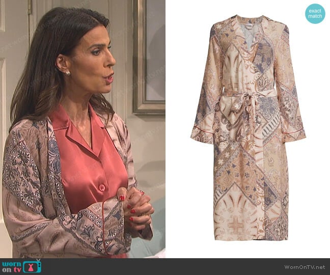Lille Patchwork Print Robe by Hanro worn by Hope Williams (Kristian Alfonso) on Days of our Lives
