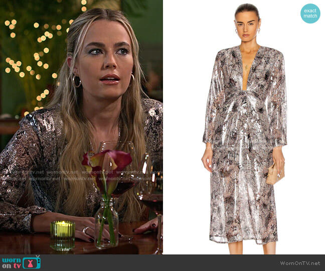 Clare V. Moyen Alice Bag worn by Maggie (Rebecca Rittenhouse) as seen in  Maggie (S01E13)