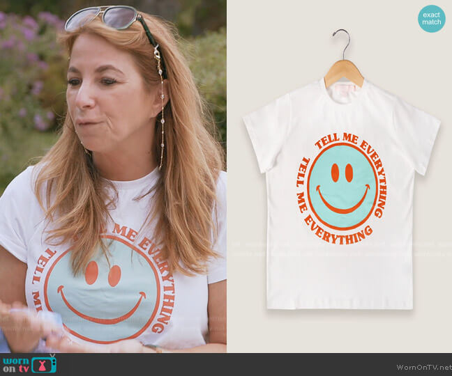 Jill and Ally Tell Me Everything T-Shirt worn by Jill Zarin on The Real Housewives Ultimate Girls Trip