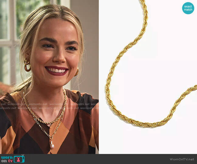 Madewell French Rope Chain Necklace worn by Maggie (Rebecca Rittenhouse) on Maggie