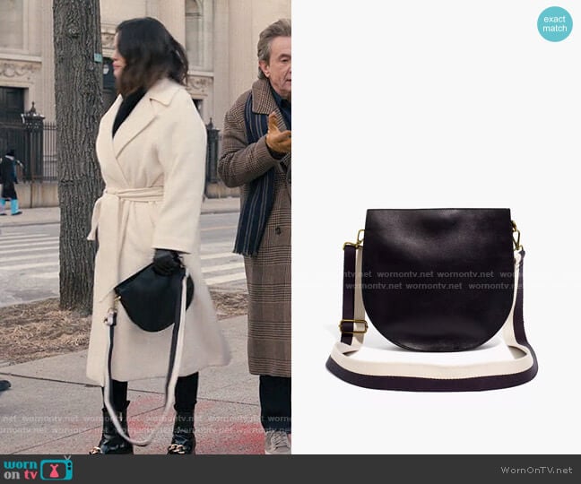 Madewell The Transport Saddlebag in True Black worn by Mabel Mora (Selena Gomez) on Only Murders in the Building