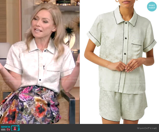 Tami Floral Jacquard Pajama Top by Morgan Lane worn by Kelly Ripa on Live with Kelly and Mark