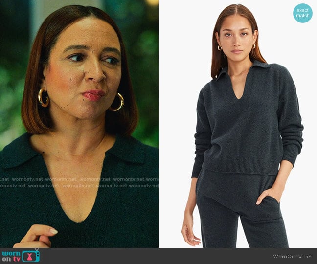 Naadam Recycled Cashmere Open Neck Polo in Forest Green worn by Molly Novak (Maya Rudolph) on Loot