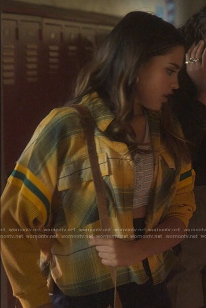 Noa’s yellow plaid shirt on Pretty Little Liars Original Sin