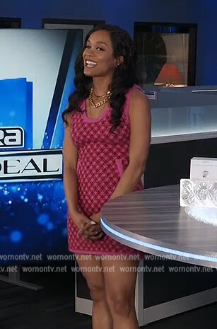 Rachel’s pink checked knit mini dress on Extra