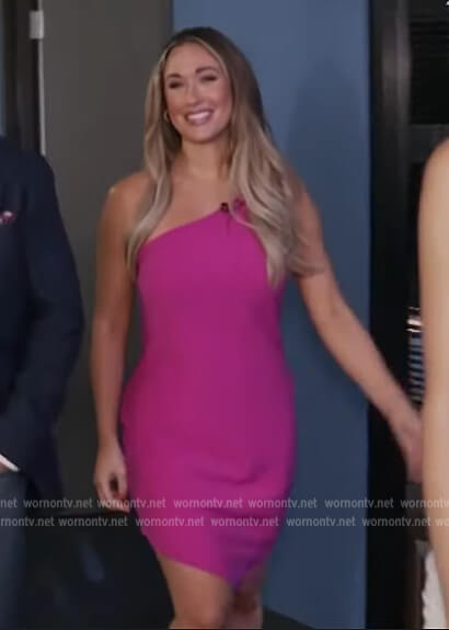 Rachel Recchia’s pink one shoulder dress on Extra
