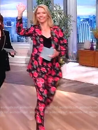 Sara’s black floral print blazer and pants on The View