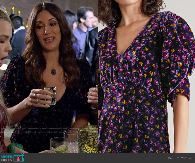 Sea NY Valerie Dress worn by Amy (Angelique Cabral) on Maggie