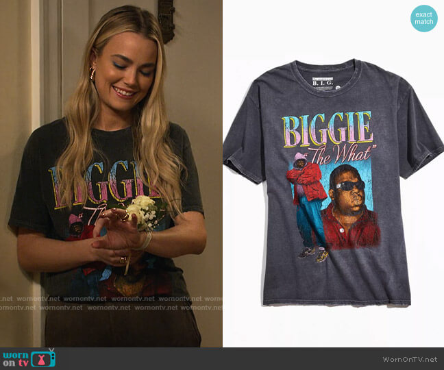 Urban Outfitters Biggie The What Vintage Tee worn by Maggie (Rebecca Rittenhouse) on Maggie