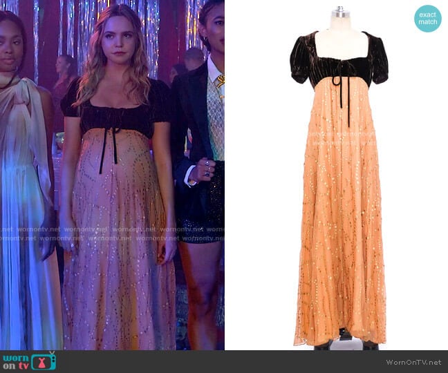 Hollys Harp Vintage Star Printed Gown worn by Imogen Adams (Bailee Madison) on Pretty Little Liars Original Sin