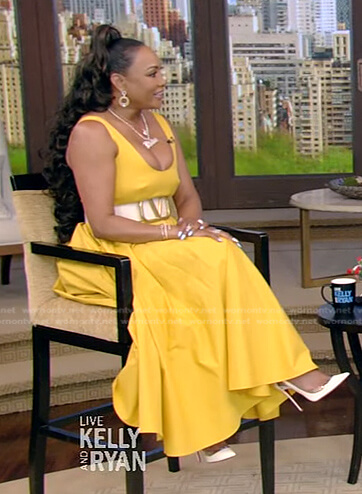 Vivica A. Fox's yellow scoop neck midi dress on Live with Kelly and Ryan