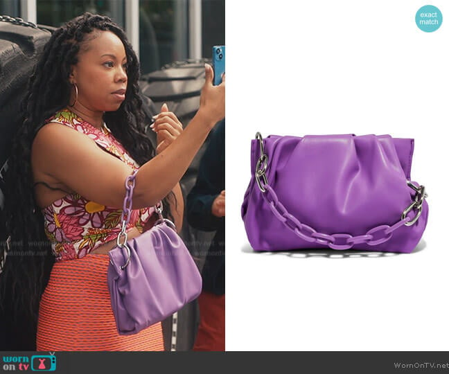 House of Want Chill Vegan Leather Frame Clutch worn by Malika ( Toccarra Cash) on Everythings Trash