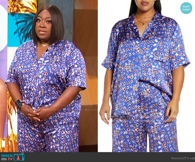 Open Edit Satin Camp Button-Up Shirt worn by Loni Love on E! News